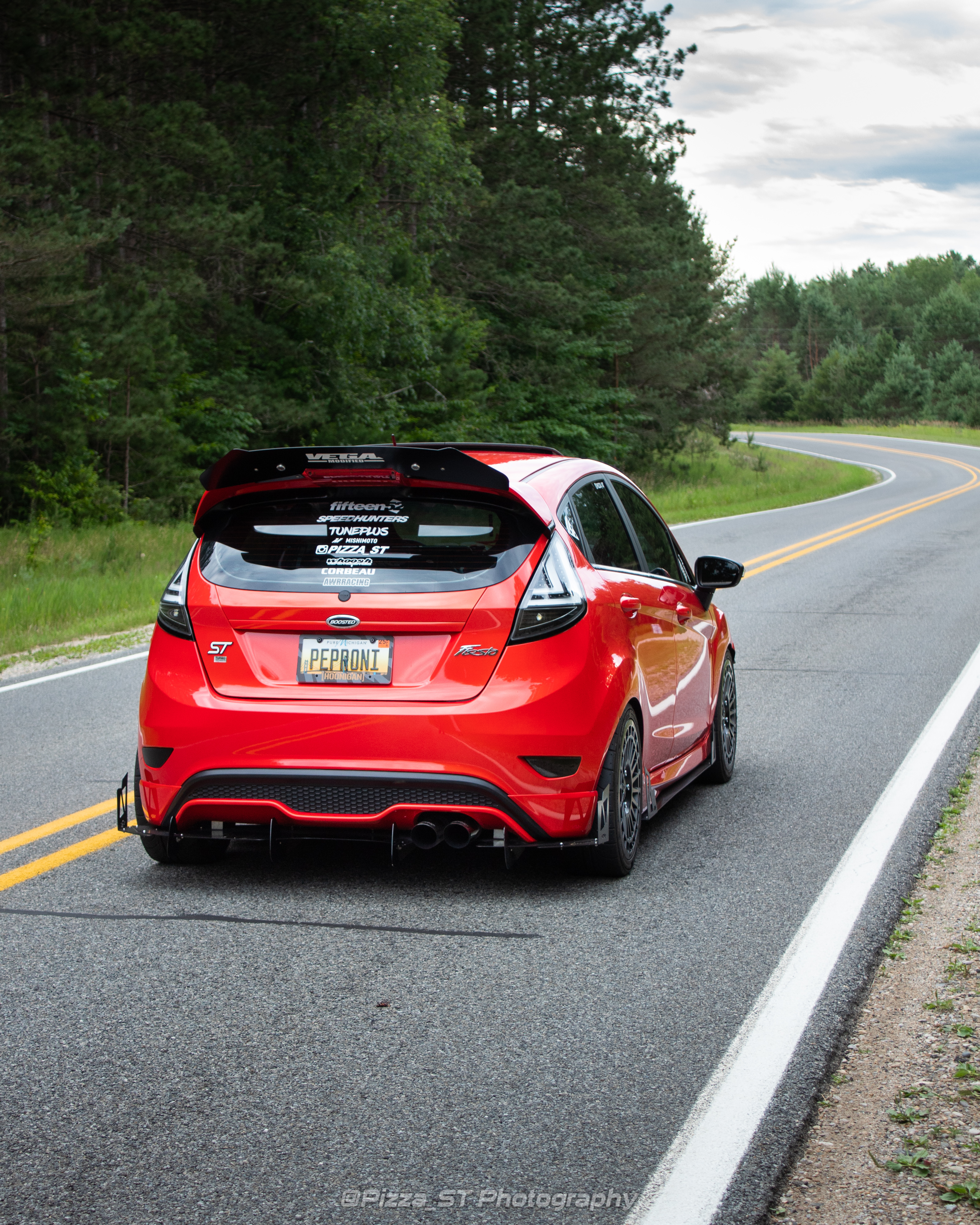 2016 Ford Fiesta ST photo