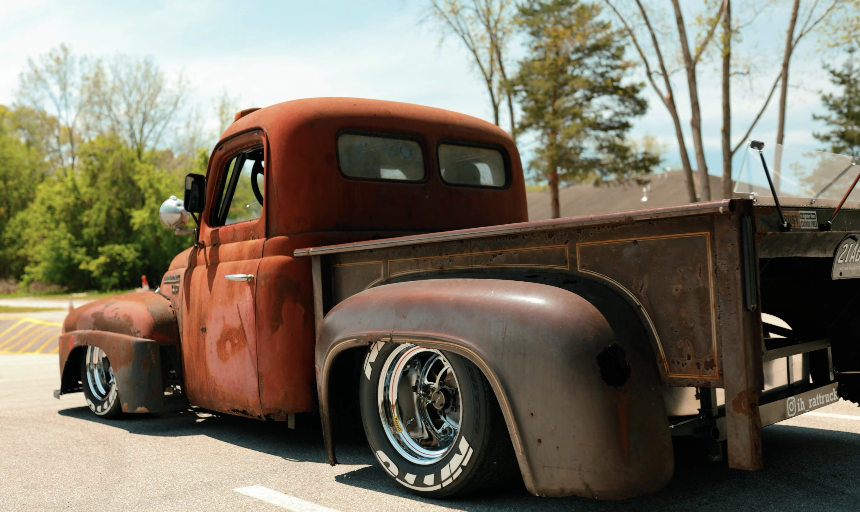 1950 International Harvester L-180 photo