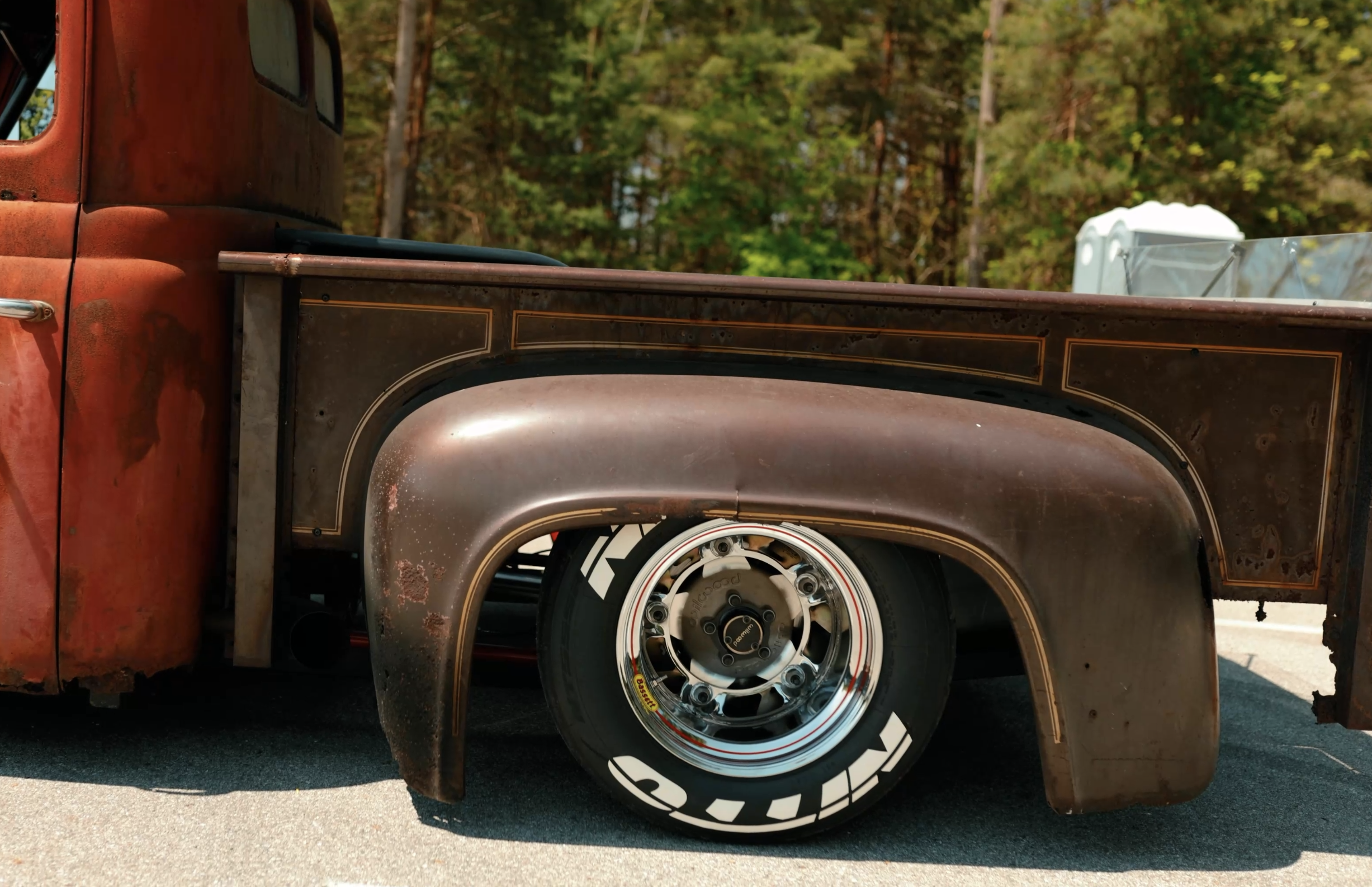 1950 International Harvester L-180 photo